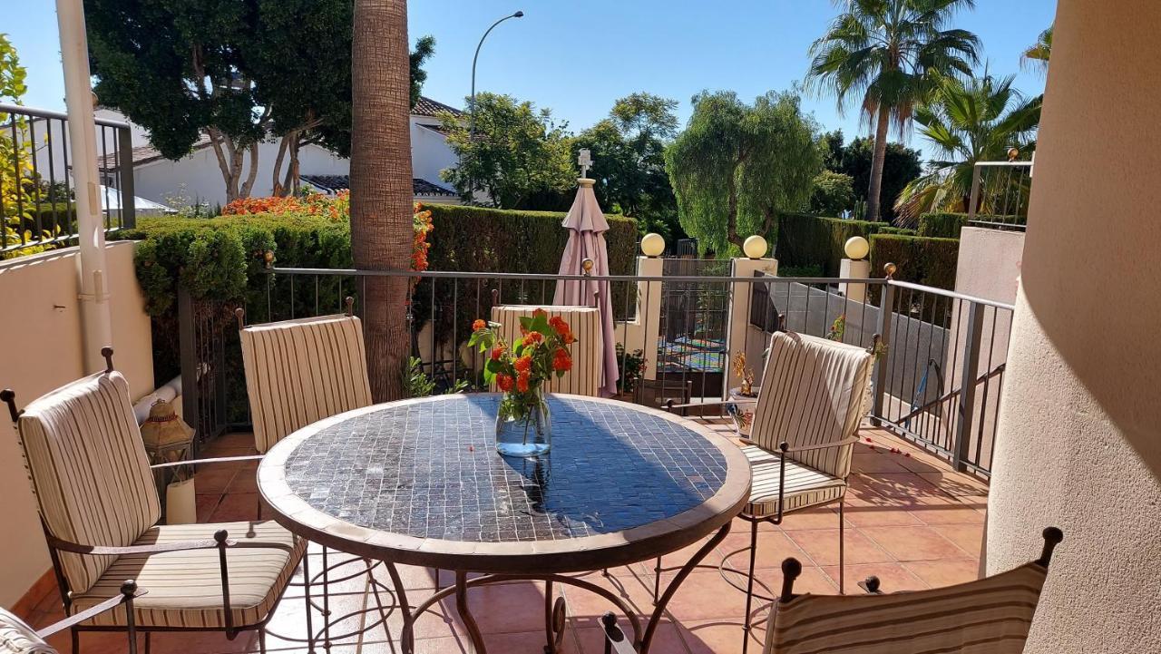 Vakantiehuis Townhouse With Beautifull Sea View In Costabella